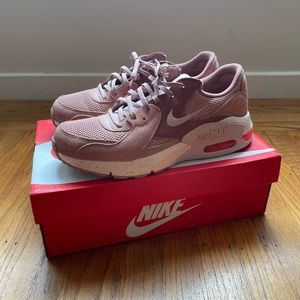 Women’s Nike Air Max Excee